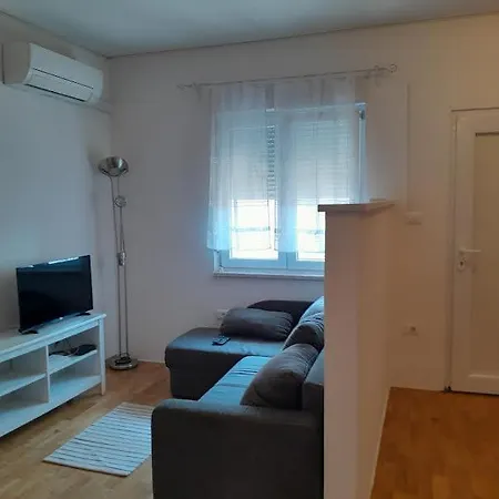 Apartma Pika 2