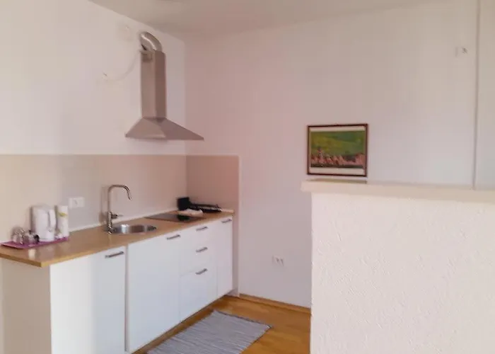 Apartma Pika 2 Appartamento *